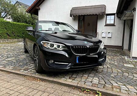 BMW 220i Cabrio Sport Line / M Innenausstattung