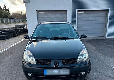 Renault Clio Dynamique 1.2 16V Dynamique