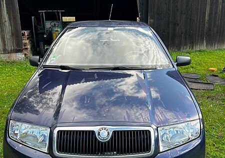 Skoda Fabia 1.4 16V 74 kW/101PS Elegance Elegance