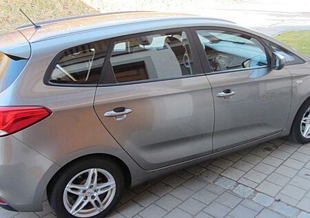 Kia Carens 1.7 CRDi Edition 7 , nur 122 tkm, TOP