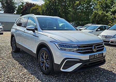 VW Tiguan Allspace Volkswagen 2.0 TSI Automatik Leder Kamera