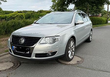 VW Passat Variant Volkswagen 2.0 TDI DPF DSG 125kW Individ...
