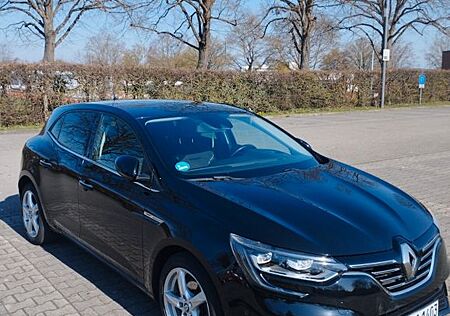 Renault Megane ENERGY TCe 130 Bose Edition Bose Edition