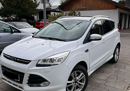 Ford Kuga 2,0 TDCi 4x4 132kW SYNC Edition PowerSh...
