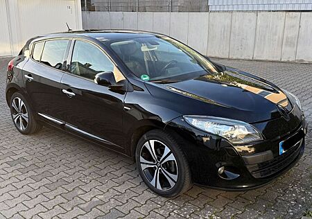 Renault Megane Mégane 1.9 dCi 130 PS BOSE Edition