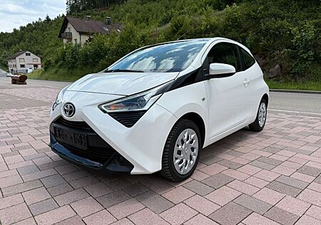 Toyota Aygo (X) Aygo -play *Temp