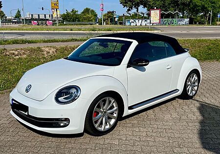 VW Beetle Volkswagen 2.0 TSI Exclusive Sport Cabriolet Exc...
