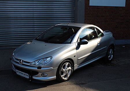 Peugeot 206 CC Cabriolet*Leder*Klimaautomatik*