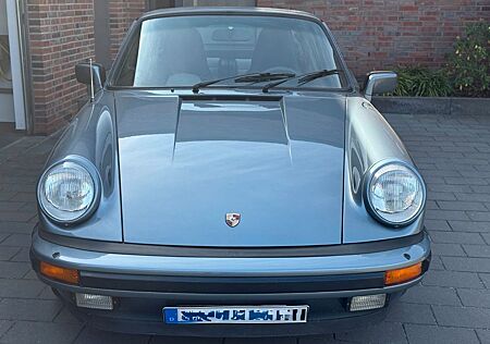 Porsche 911 Urmodell 911 Carrera 3.2 Targa