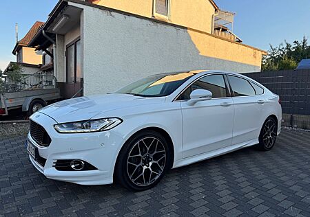 Ford Mondeo 2,0 TDCi Bi-Turbo Titanium PowerShift...