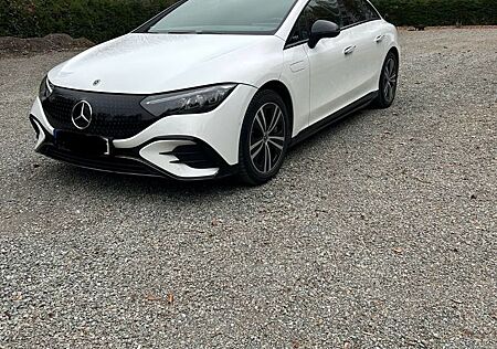Mercedes-Benz EQE 300 AMG Line Night Paket/Kamera/Junge Sterne