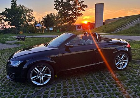 Audi TT Roadster 2.0 TFSI -