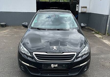 Peugeot 308 SW Style BlueHDi 120 Style