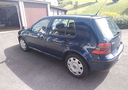 VW Golf Volkswagen 1.4 Basis Basis
