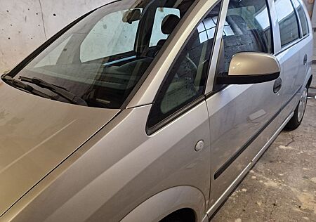 Opel Meriva 1.6 - wenig Kilometer / TÜV