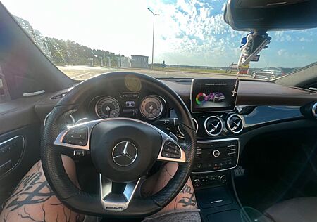 Mercedes-Benz CLA 250 Shooting Brake 4MATIC AMG-LINE*ACC*Ass.*