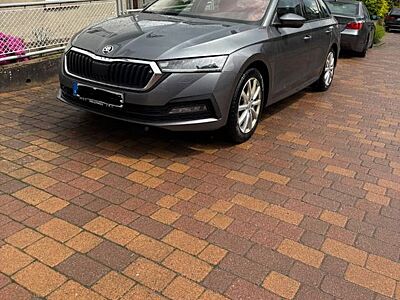 Skoda Octavia 2.0 TDI 110kW DSG SPORTLINE COMBI SP...
