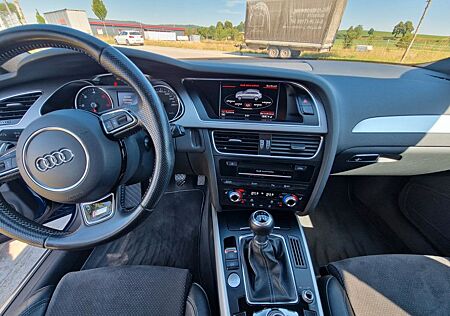 Audi A4 2.0 TDI 130kW S line Avant S line
