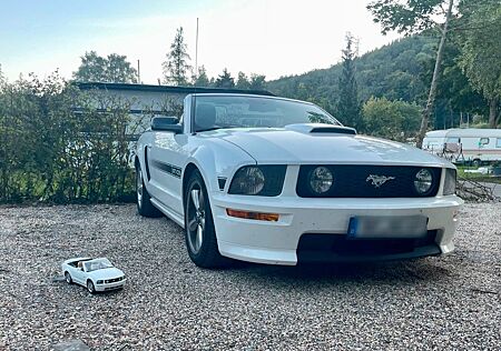 Ford Mustang 4,6 GT Cabrio - Fox Anlage - Automatik -