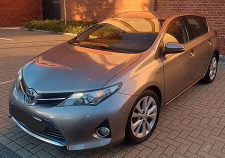 Toyota Auris Hybrid 1,8-l-VVT-i Navi PDC Kamera