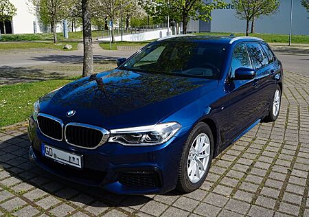 BMW 530d xDrive Touring M Sport|HUD|AHK|ACC