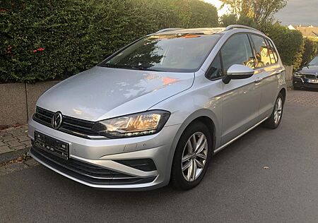 VW Golf Sportsvan Volkswagen 1.5 TSI ACT 96kW DSG Highline NAV