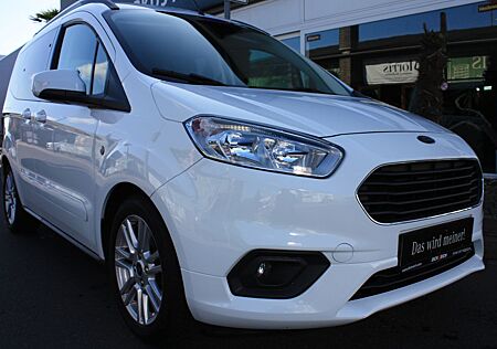 Ford Tourneo Courier Titanium "Topzustand!!"
