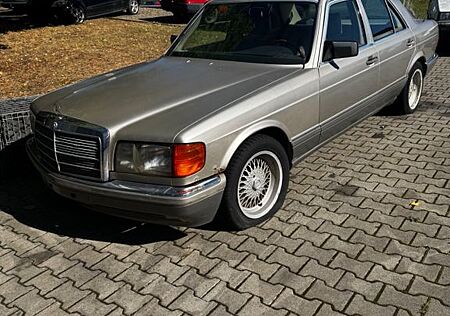 Mercedes-Benz 500 SE W126