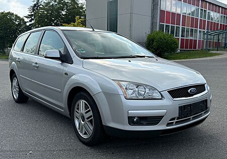 Ford Focus Turnier Ghia Automatik - Tempomat - Klima