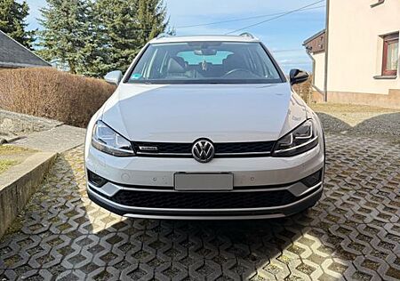 VW Golf Volkswagen 2.0 TDI 135kW DSG 4MOTION Alltrack Alltrack