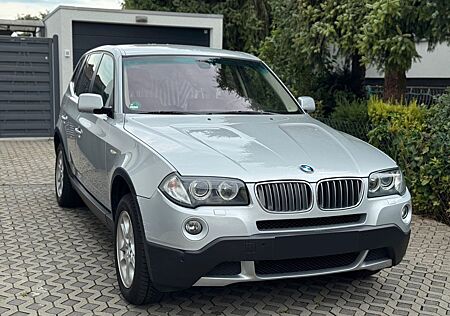 BMW X3 xDrive25i 1. Hand 6-Zylinder Top gepflegt!