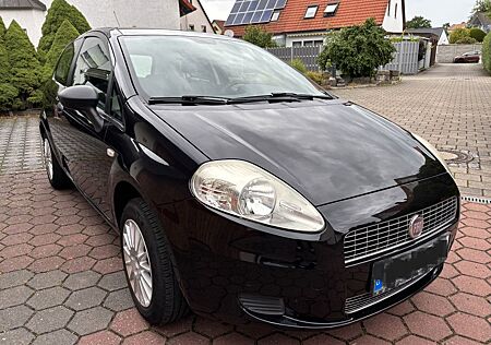Fiat Grande Punto 1.2 8V Dynamic/LM-Felgen /TÜV 09/26