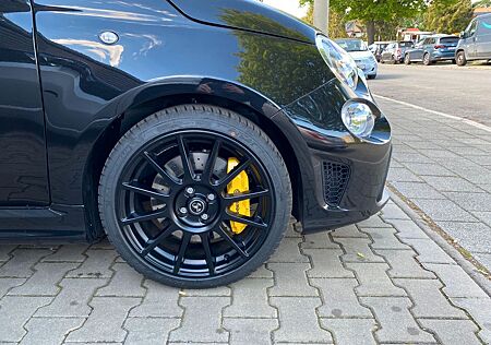 Abarth 695 Automatik / Linea Competitzione / BEATS