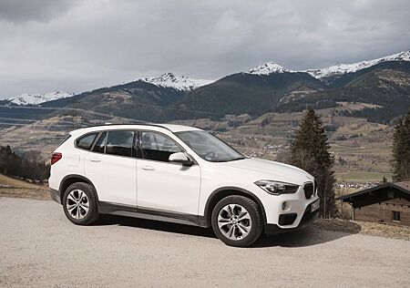 BMW X1 sDrive18i Advantage, TÜV neu - von privat