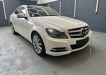 Mercedes-Benz C 220 C -Klasse Coupe CDI BlueEfficiency