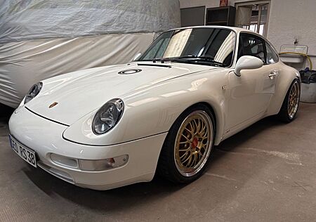 Porsche 993 Carrera 4 Coupé Carrera