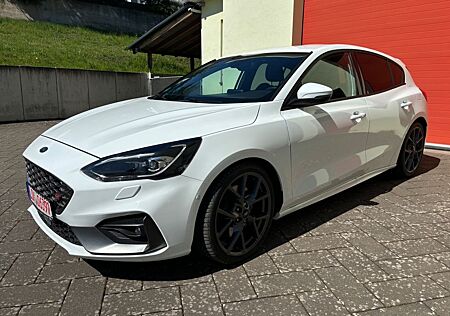 Ford Focus Lim. ST Recaro Kamera Navi 78TKM
