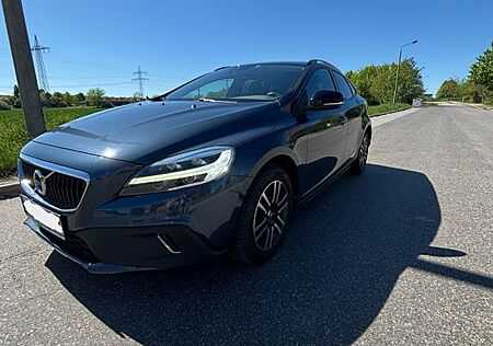 Volvo V40 CC V40 Cross Country D3 Geartronic Momentum Mom...