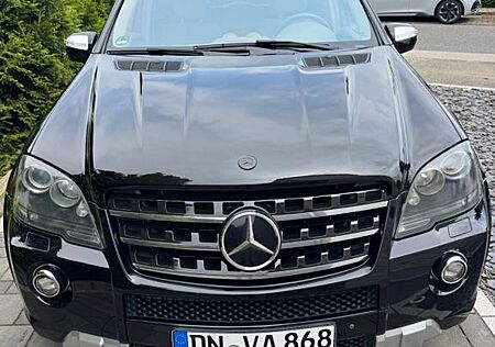 Mercedes-Benz ML 500 4MATIC -