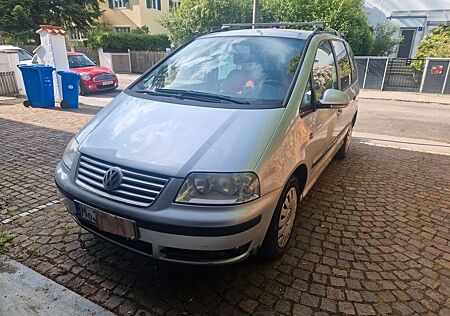 VW Sharan Volkswagen 2.0TDI (DPF) Comfortline Comfortline