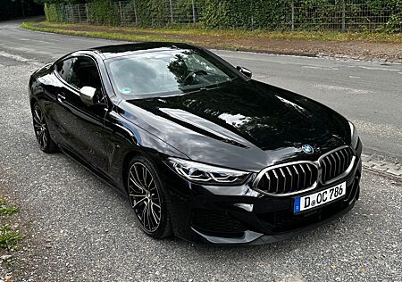 BMW M850i xDrive Coupé -