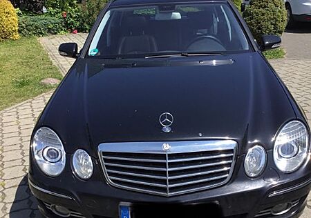Mercedes-Benz E 280 4MATIC T AVANTGARDE Avantgarde