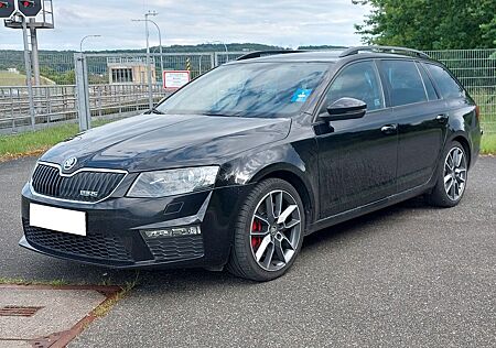 Skoda Octavia 2.0 TDI RS Combi 1.HAND Scheckheft,8Fach