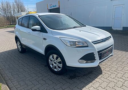 Ford Kuga Trend/TÜV NEU /1-HAND /PDC/