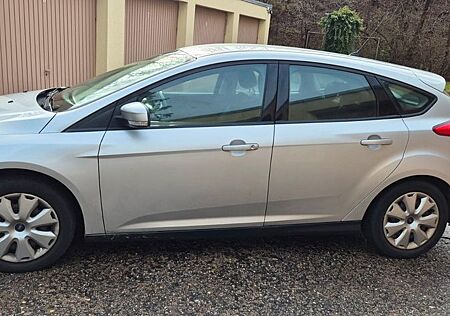 Ford Focus 1,6 Ti-VCT 77kW Ambiente Ambiente