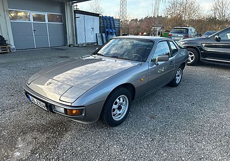 Porsche 924 Targa