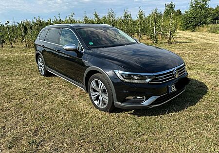 VW Passat Alltrack Volkswagen 2.0 TDI SCR 140kW DSG 4MOT AHK