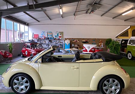 VW New Beetle Volkswagen 2.0 Cabriolet Liebhaberfahrzeug