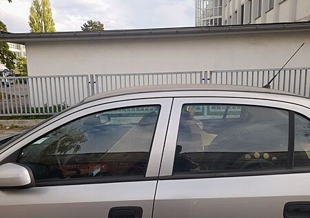 Opel Astra 1.6 Elegance Automatik Elegance