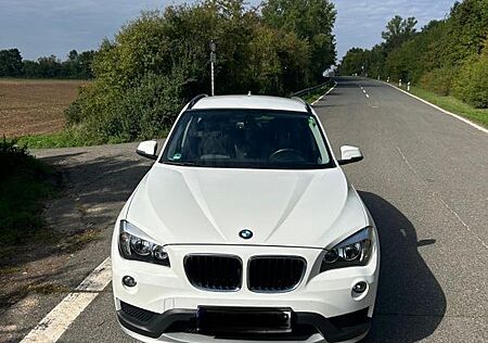 BMW X1 sDrive16d - gepflegt, 8 fach bereift inkl AHK